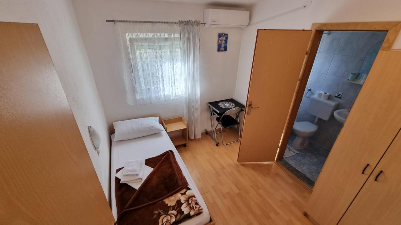 Ana Stjepan Nikolic - Pilgrim'S 2Nd Home Međugorje エクステリア 写真